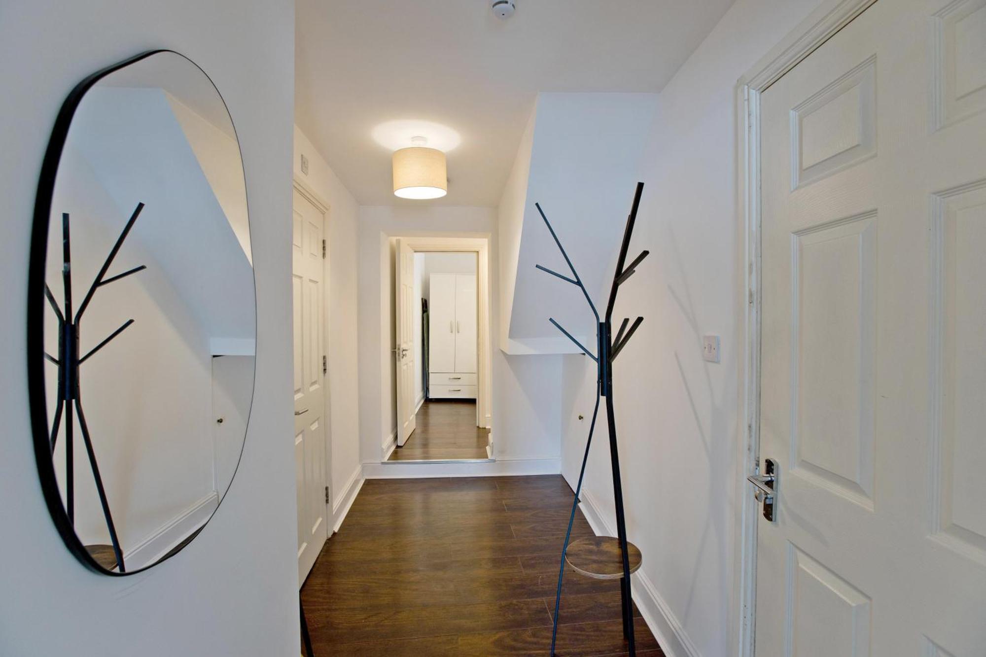 Imperial Corner House-Whitechapel Apartment Лондон Экстерьер фото
